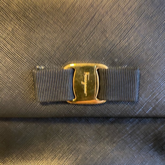 Salvatore Ferragamo Purse - Picture 2 of 9